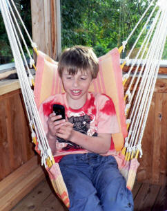 Viktors frsta egna telefon!!