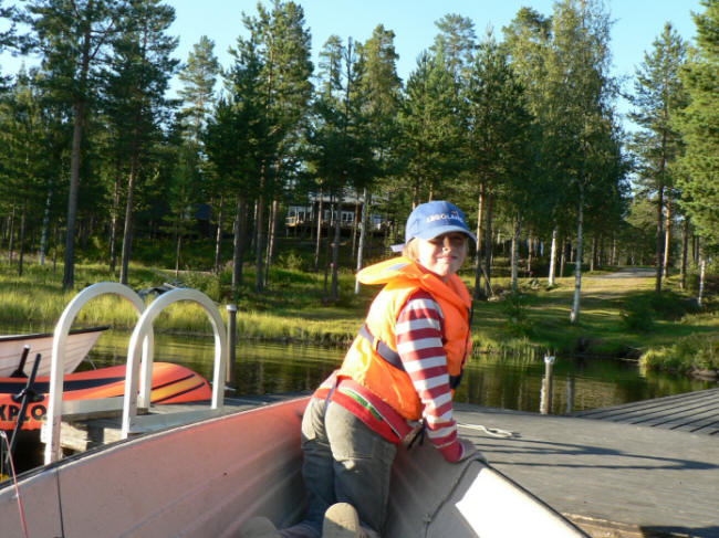 Vr stuga sett frn sjn!!